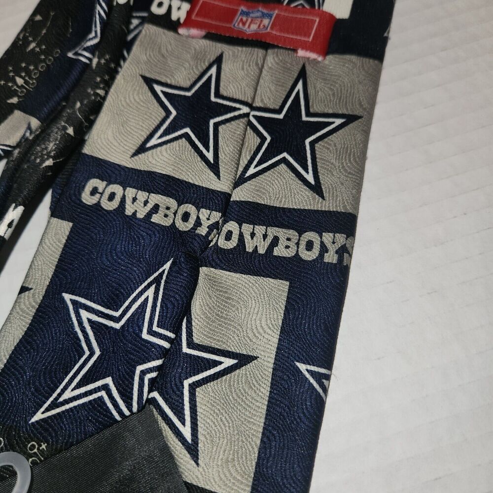Dallas Cowboys NFL Football 2002 Vintage Play Call Necktie - Picture 5 of 7